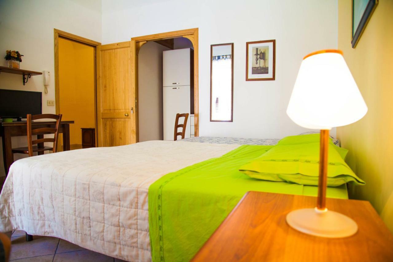 Bed & Breakfast Il Castellino Santo Stefano di Camastra Exterior foto